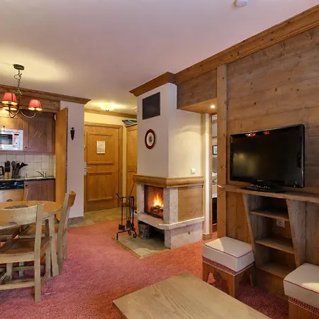 Arc 1950 - De Prestige - Cheminee Interieur Les Arcs (Savoie)
